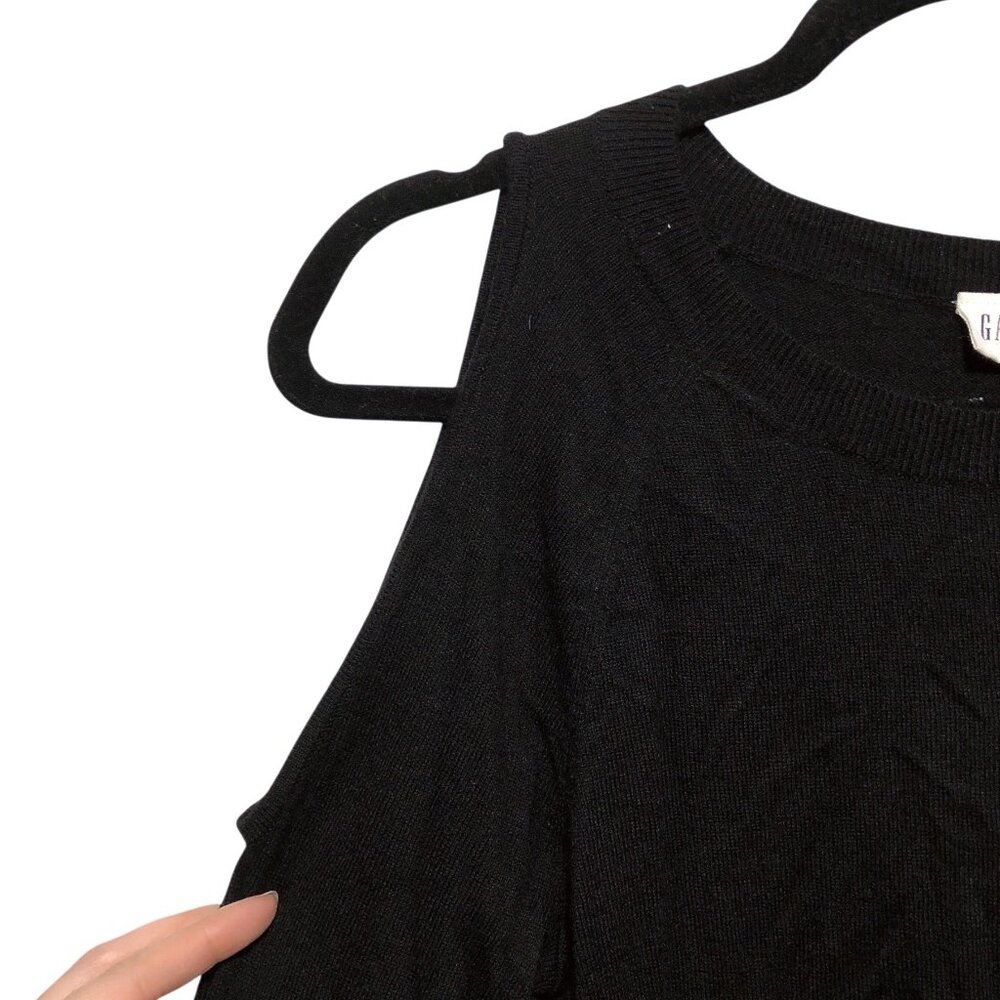 Gap Solid Black Round Neck Cold Shoulder Long Sle… - image 5
